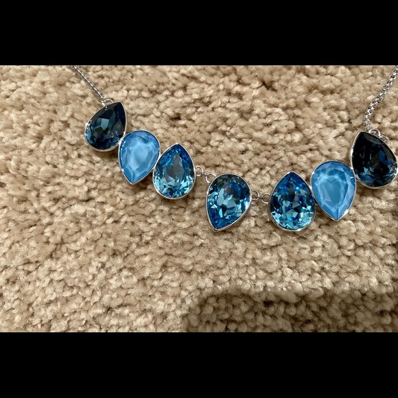 Swarovski necklace. NWT - Picture 2 of 3